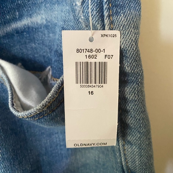 NWT Old Navy Light Blue Straight Leg Jeans - Picture 2 of 4